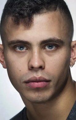 Эш - Аарон Хеффернан дневники вампира