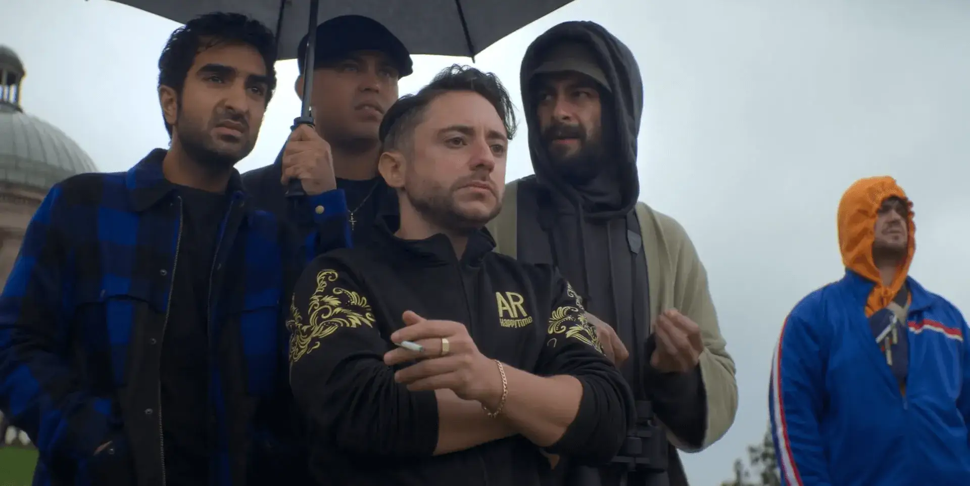 Голяк - 2 сезон 1 серия - 2 кадр