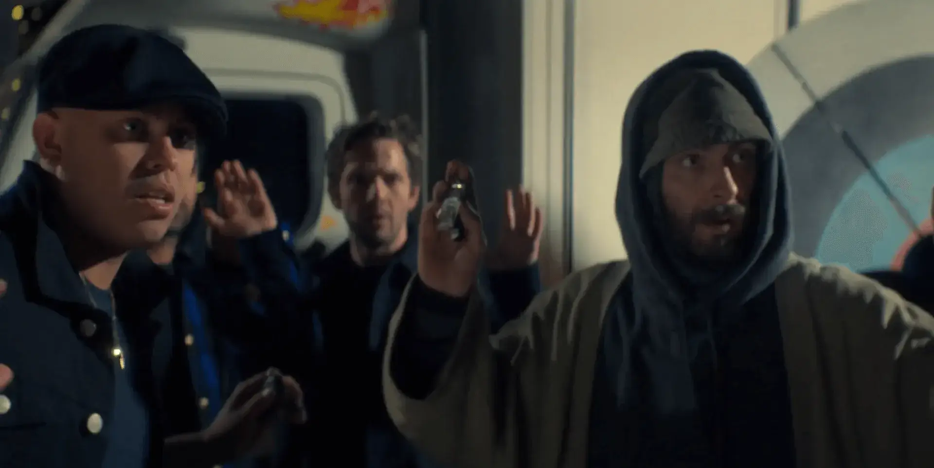 Голяк - 2 сезон 1 серия - 3 кадр